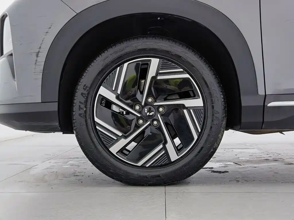 Wuling Xingguang S — миниатюра 17