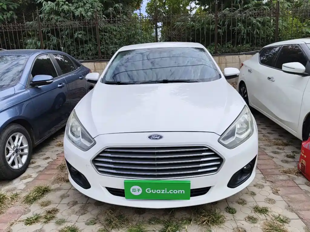 Ford Escort — миниатюра 3