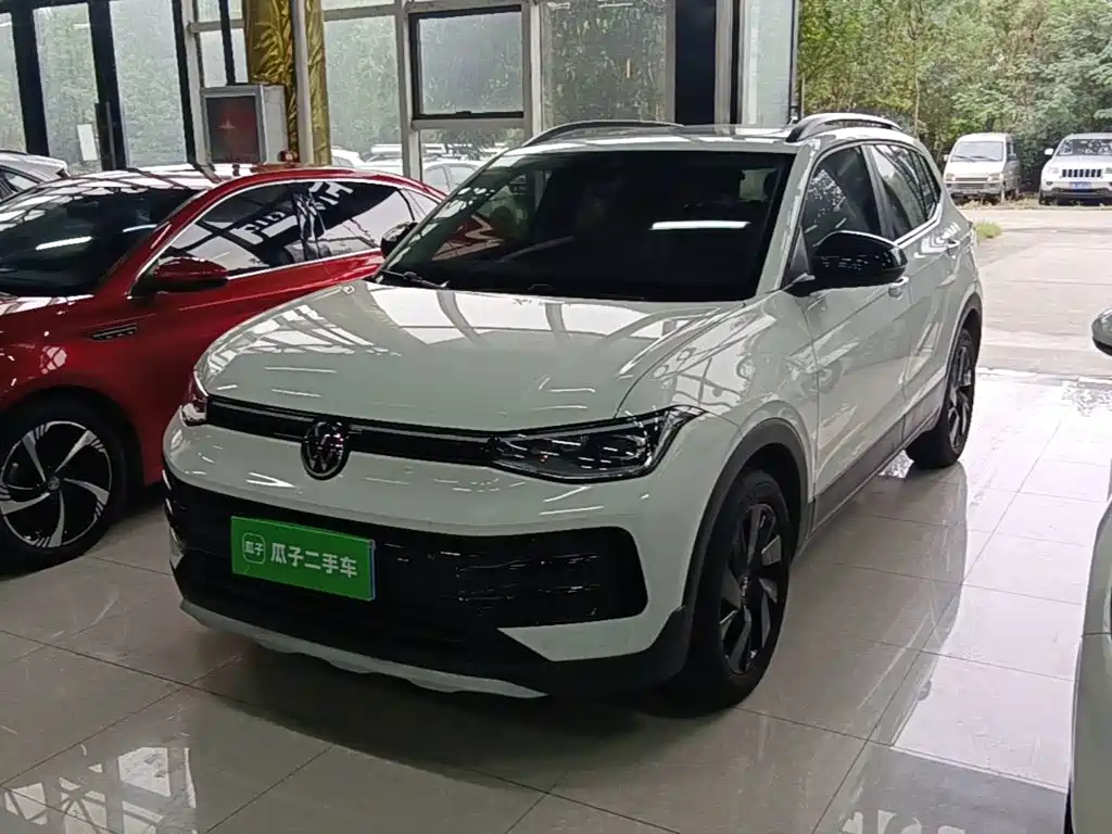 Volkswagen Tharu — миниатюра 2