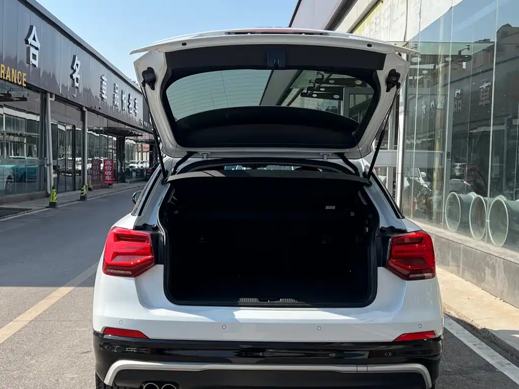 Audi Q2L 2020 35 TFSI