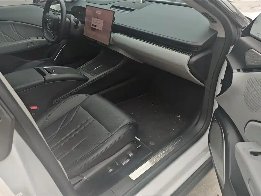 ZEEKR EXTREME KRYPTON 007