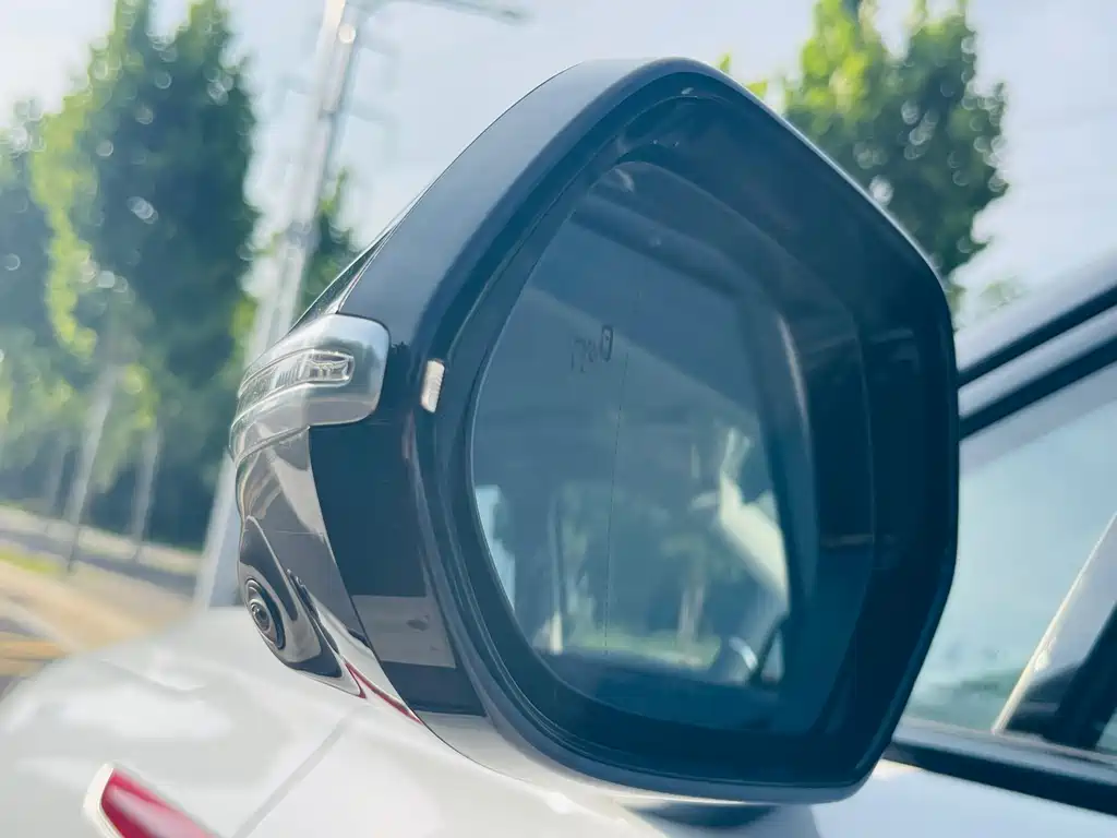 Hongqi HS3 PHEV 2025 117km PLUS