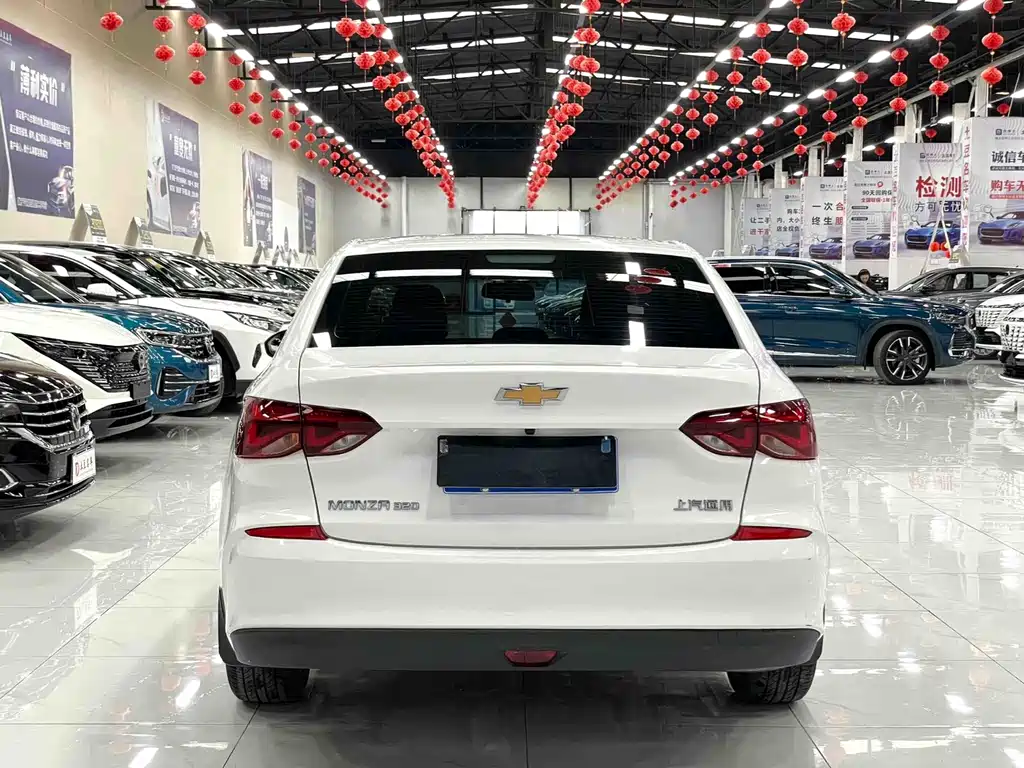 CHEVROLET CRUZE