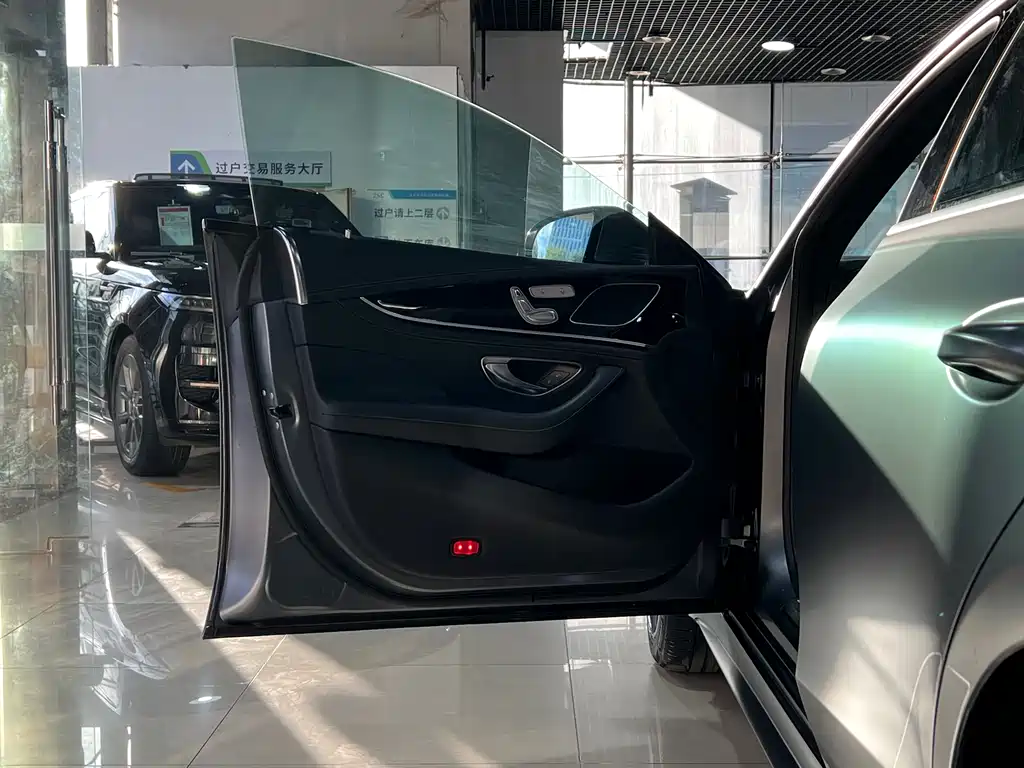 MERCEDES-BENZ AMG GT