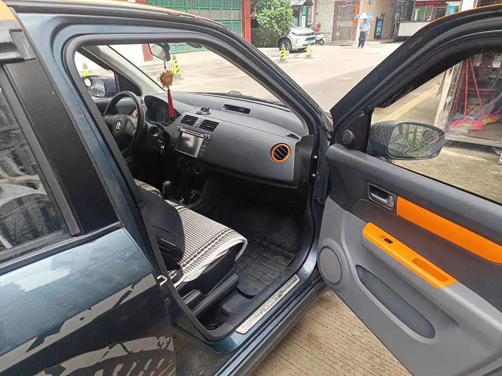 Suzuki Swift — миниатюра 18