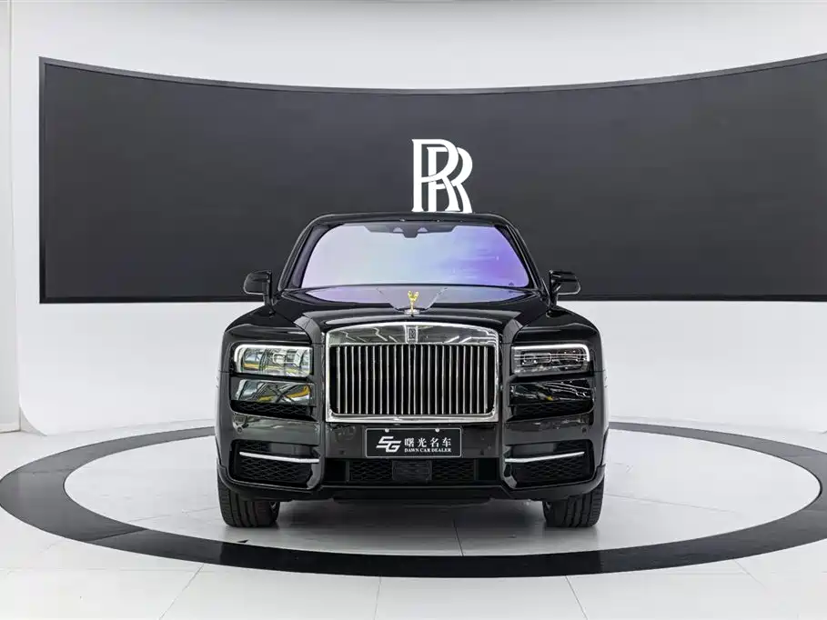 Rolls-Royce Cullinan 2018 мест