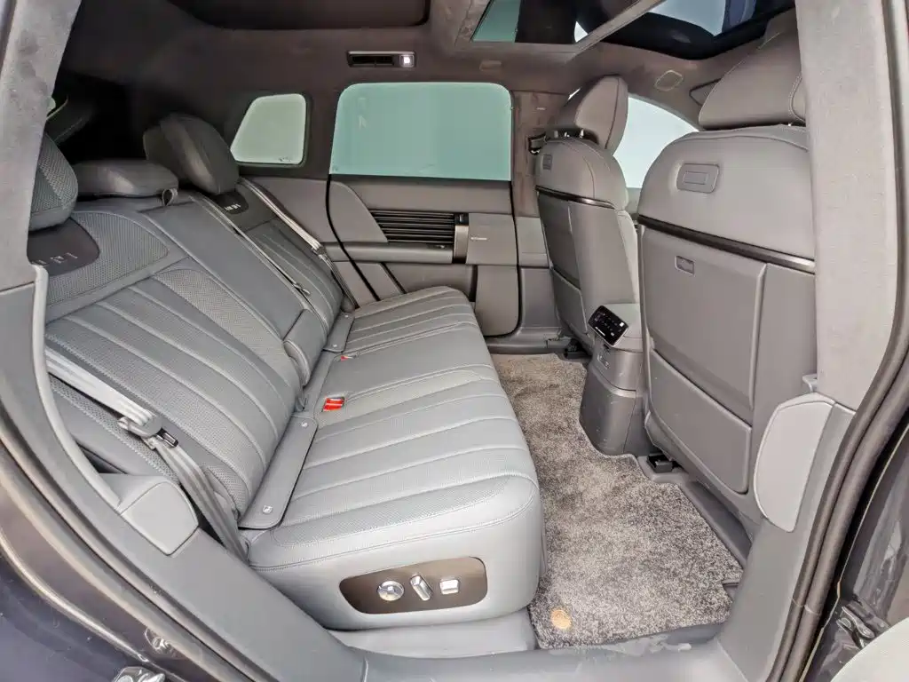 Audi E7X — миниатюра 9