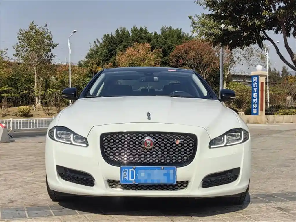 Jaguar XJ 2016 XJL 2.0T Elegant