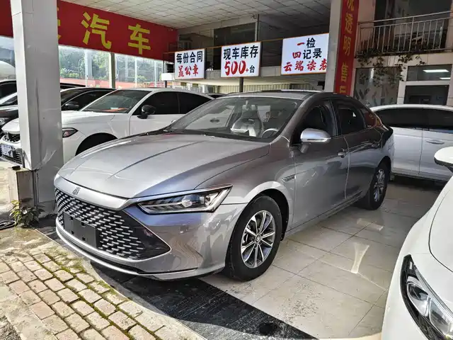 2023 BYD Qin