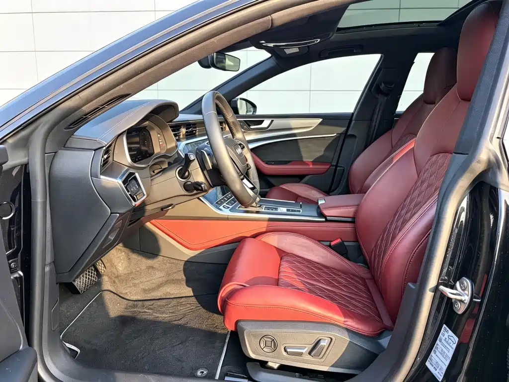 Audi A7L — миниатюра 12