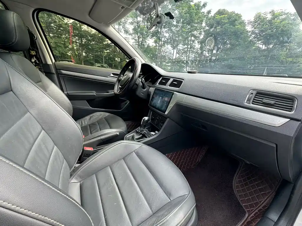 Volkswagen Lavida 2017 1.6L AT Comfort