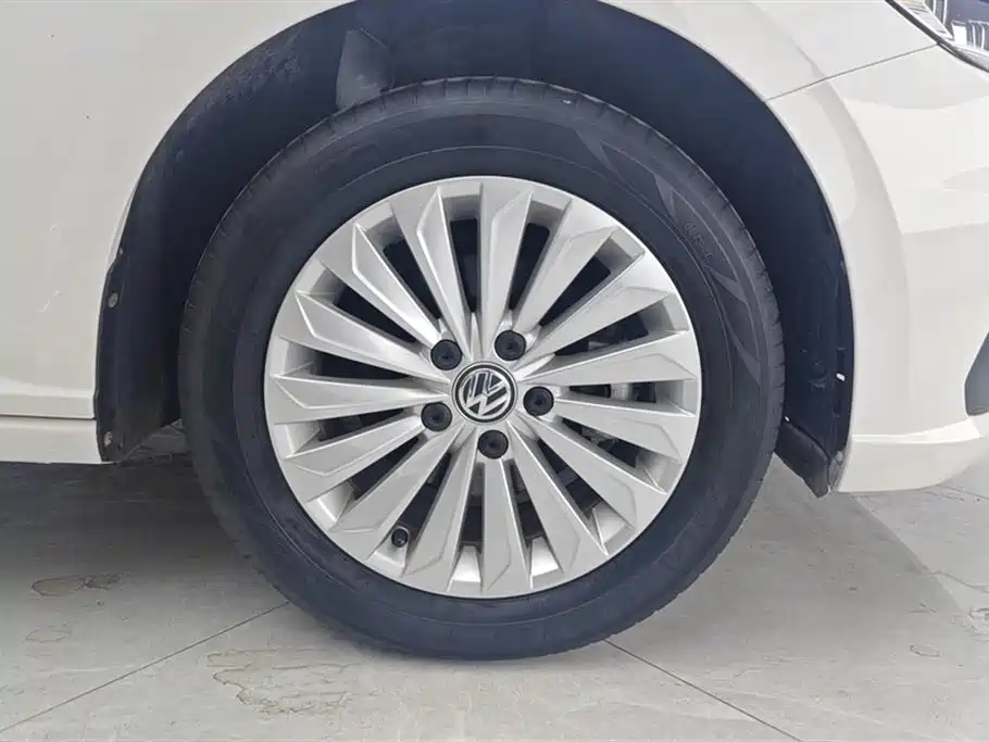 Volkswagen Lavida 2019 1.5L AT VI