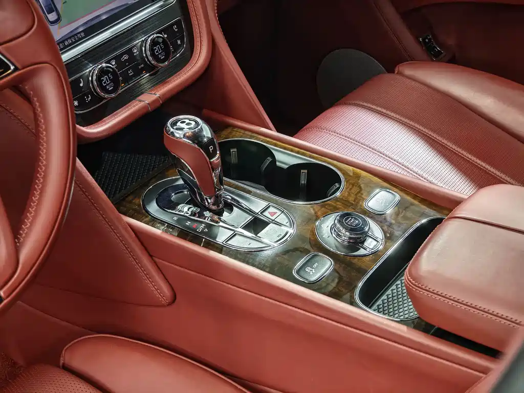 Bentley Bentayga 2018 4.0T V8