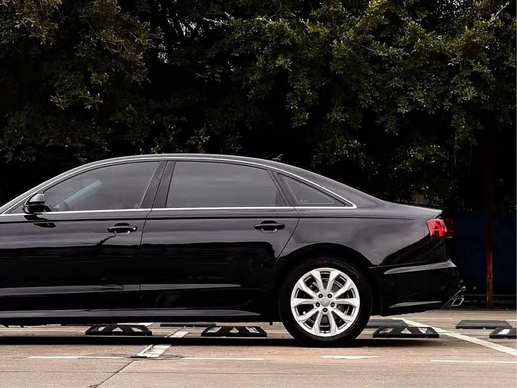 Audi A6L 2018 30 35 TFSI Fashion