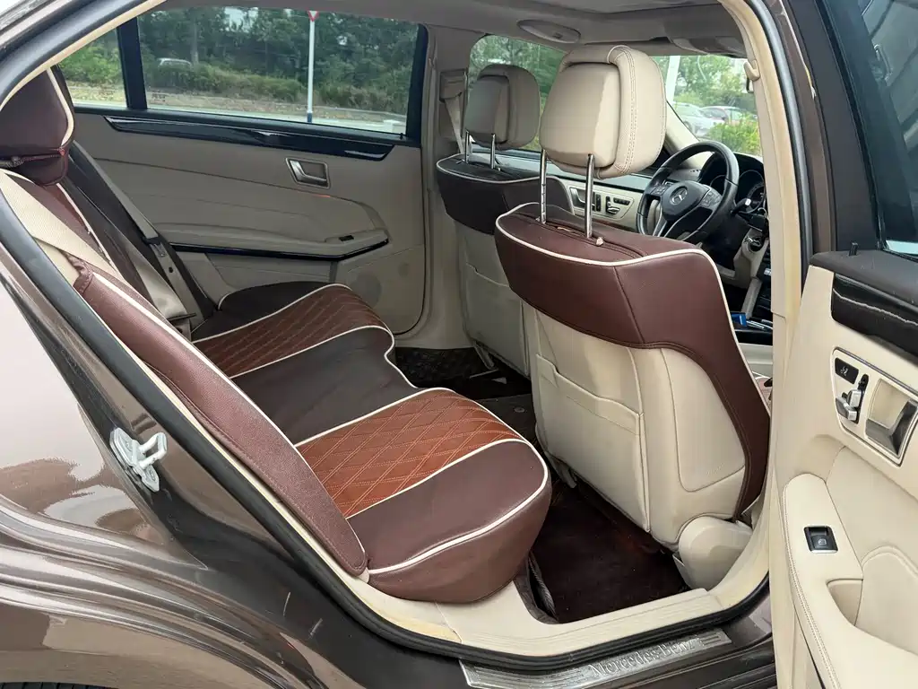 Mercedes-Benz E-Class — миниатюра 13