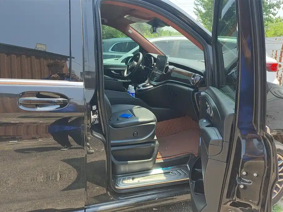 Mercedes-Benz V-Class V 2017 V 260 Luxury