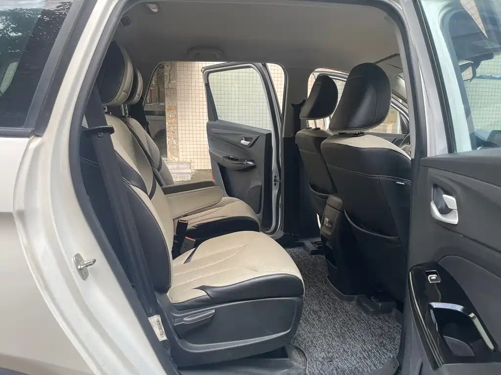 Baojun 730 — миниатюра 12