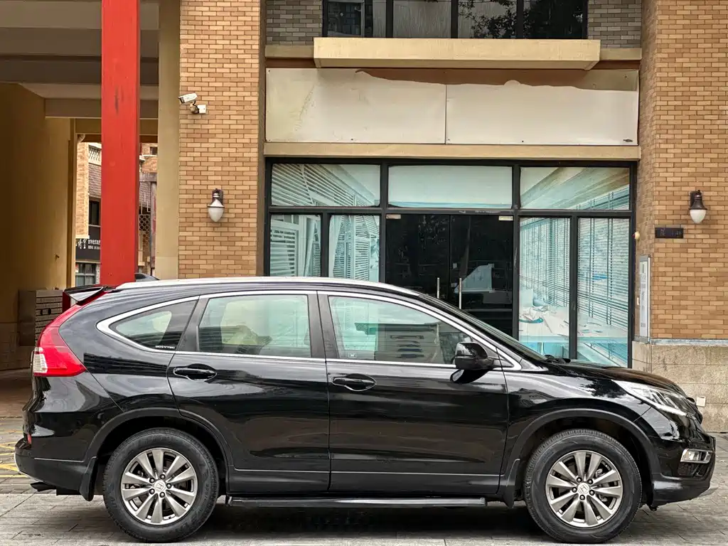 HONDA CR V