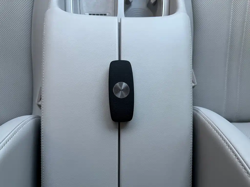 Roewe iMAX8 New Energy — миниатюра 28