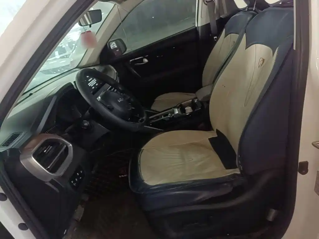 Kia Sportage — миниатюра 15
