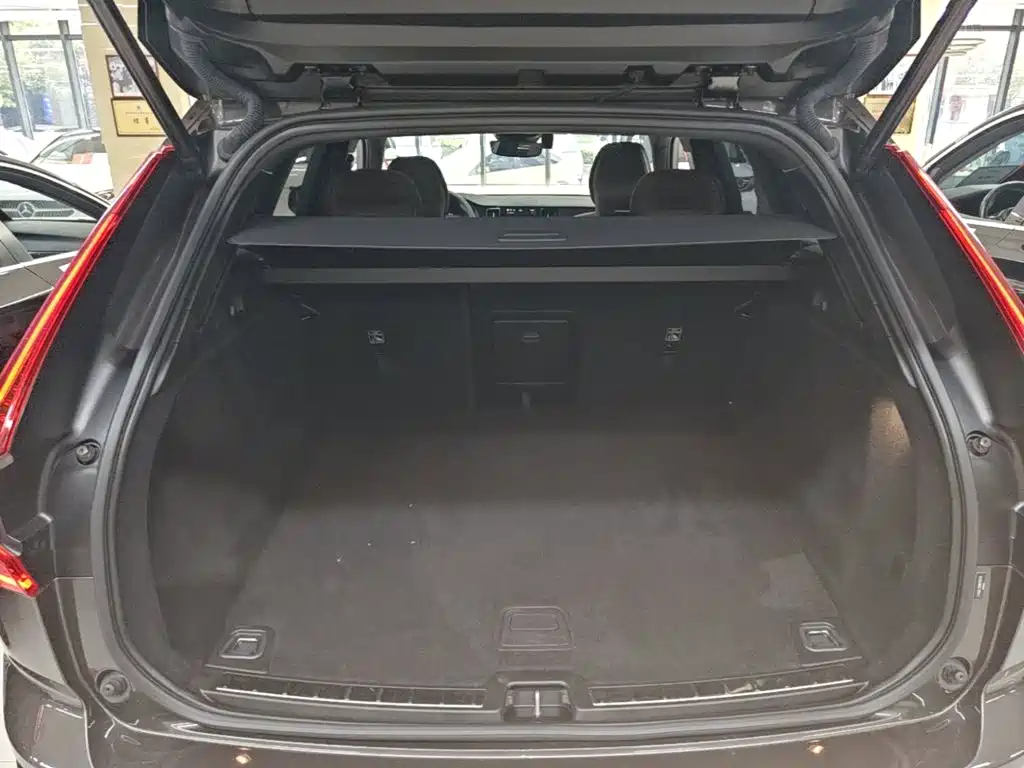 Volvo XC60 — миниатюра 19