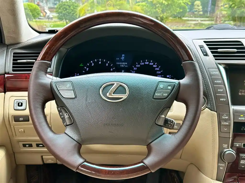 Lexus LS — фотографии объявления, Фото 17