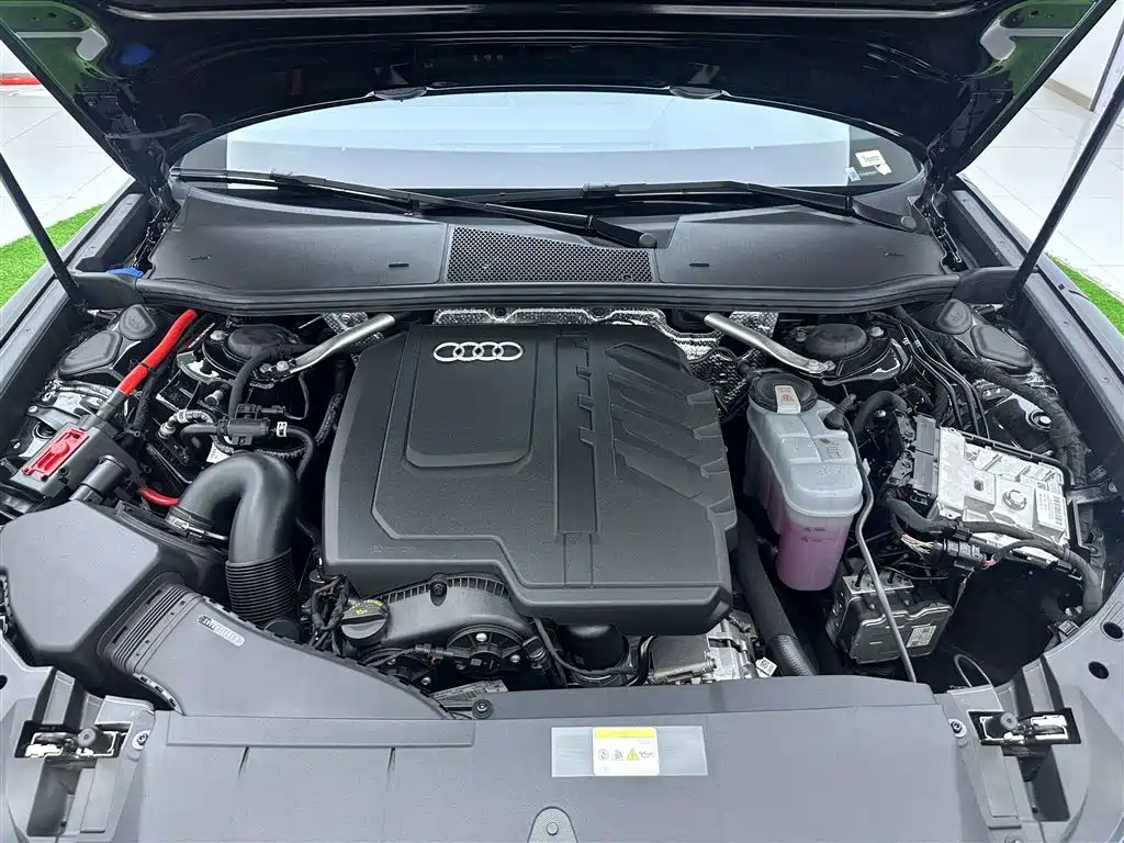 Audi A6L 2026 45 TFSI quattro