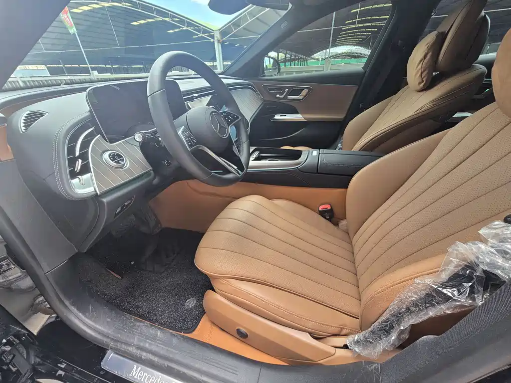 Mercedes-Benz E-Class E 2025 E 300 L Fashion