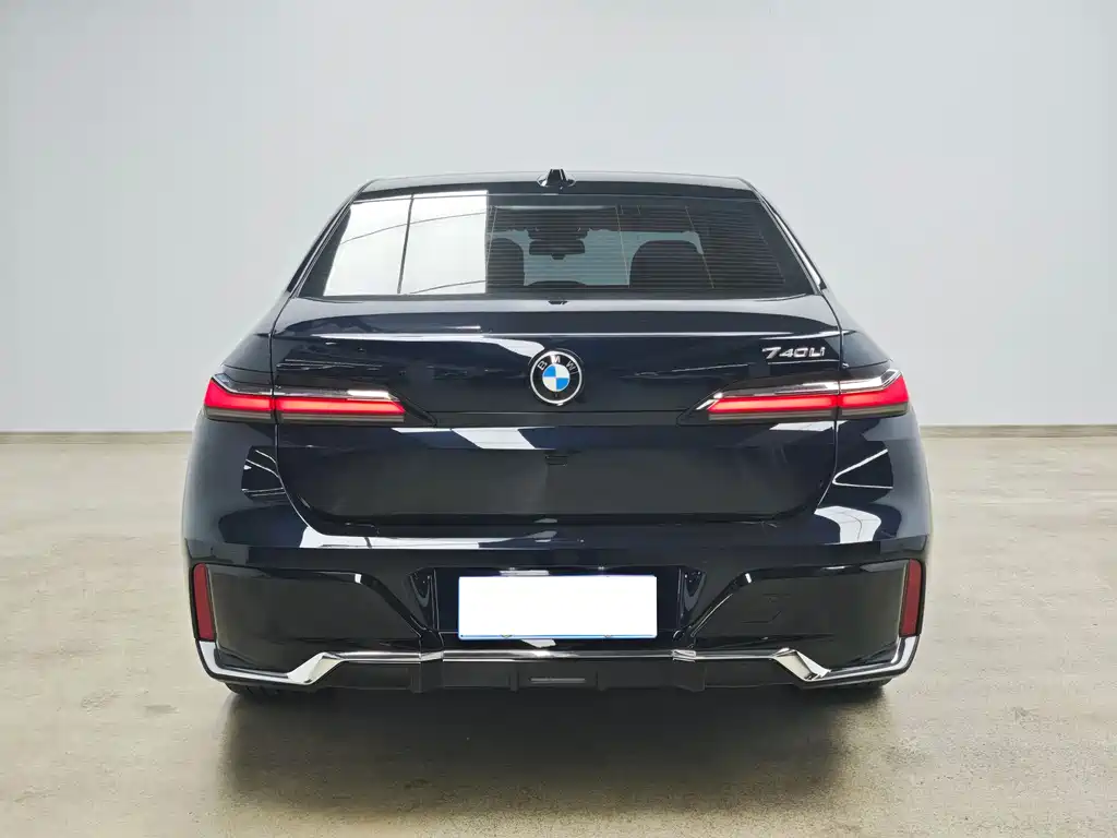 BMW 7 Series 7 2026 740Li Lead M Sport