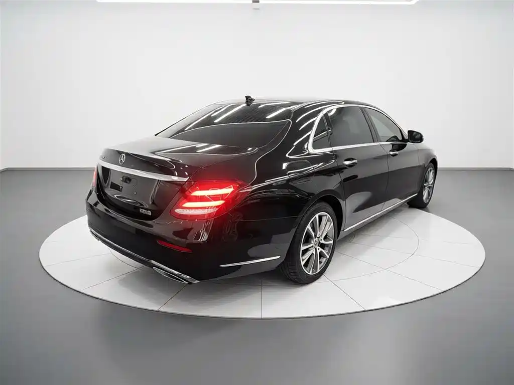 Mercedes-Benz E-Class E 2016 E 300 L Fashion