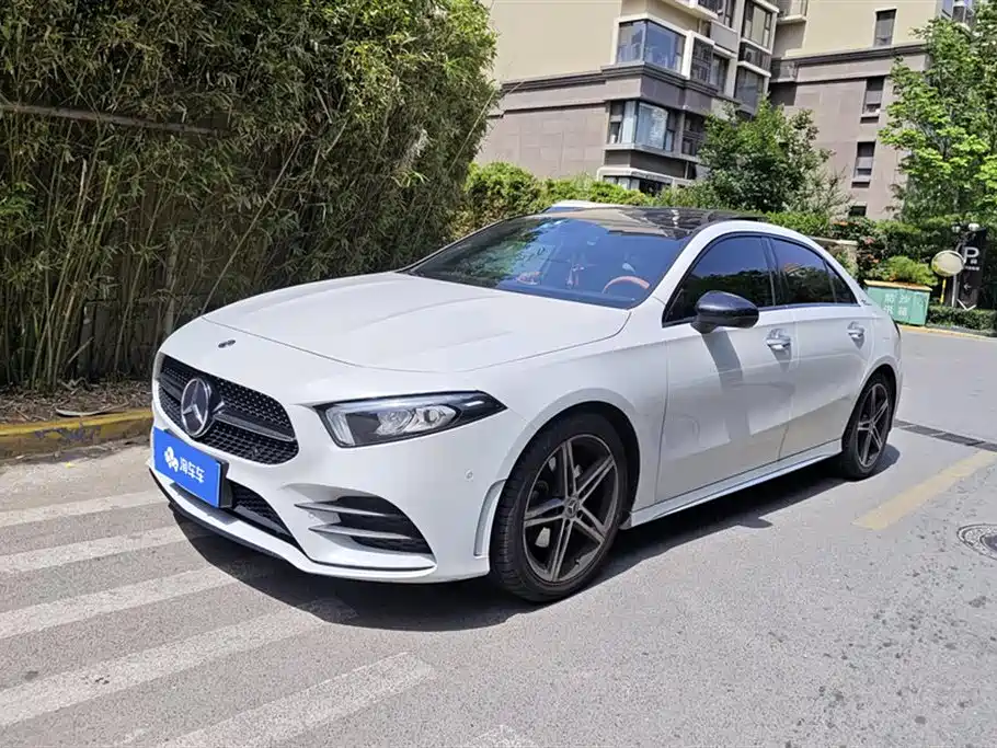 Mercedes-Benz A-Class A 2019 A 220 L 4MATIC Sport