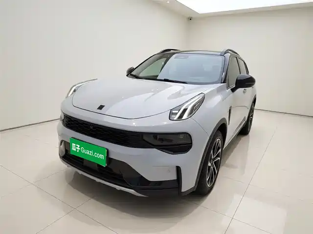 2023 Lynk & Co 01