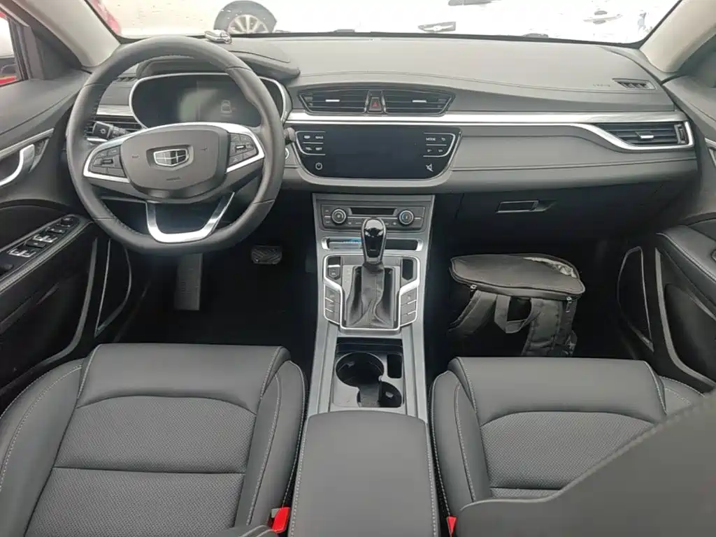 Geely Emgrand — миниатюра 10