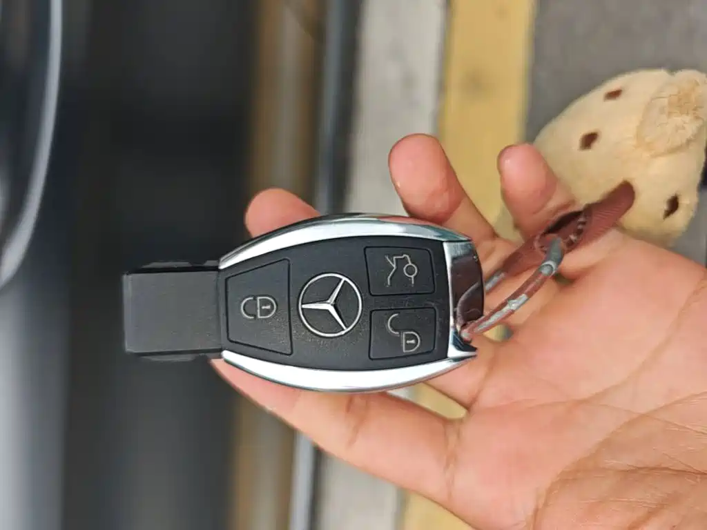 Mercedes-Benz C-Class — миниатюра 9