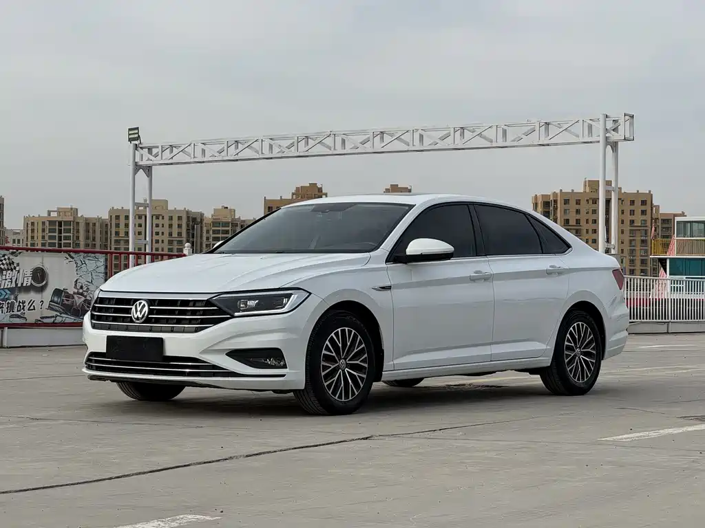 Volkswagen Sagitar 2021