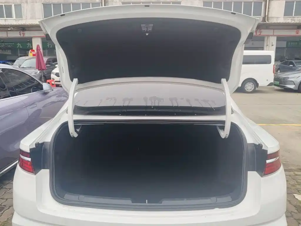 Geely Xingrui — миниатюра 19