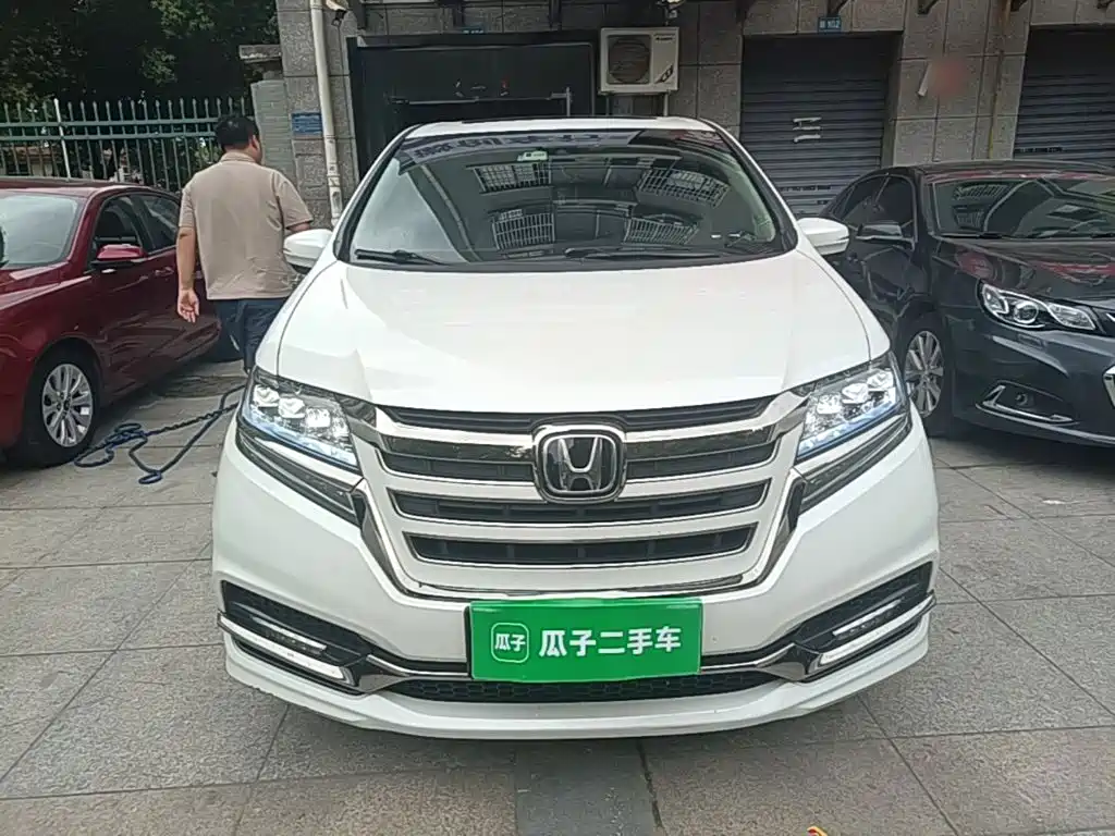Honda Elysion 2019 2.0L Luxury
