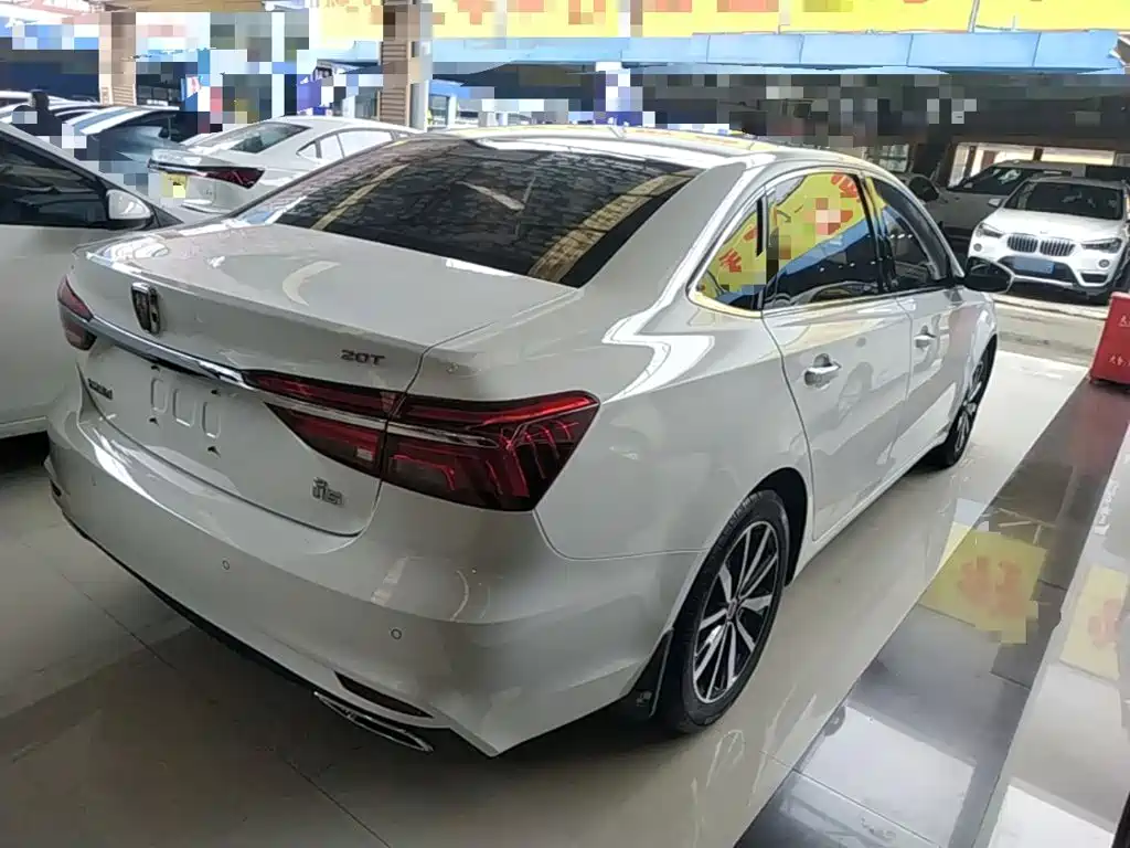 Roewe i6 Classic — миниатюра 7