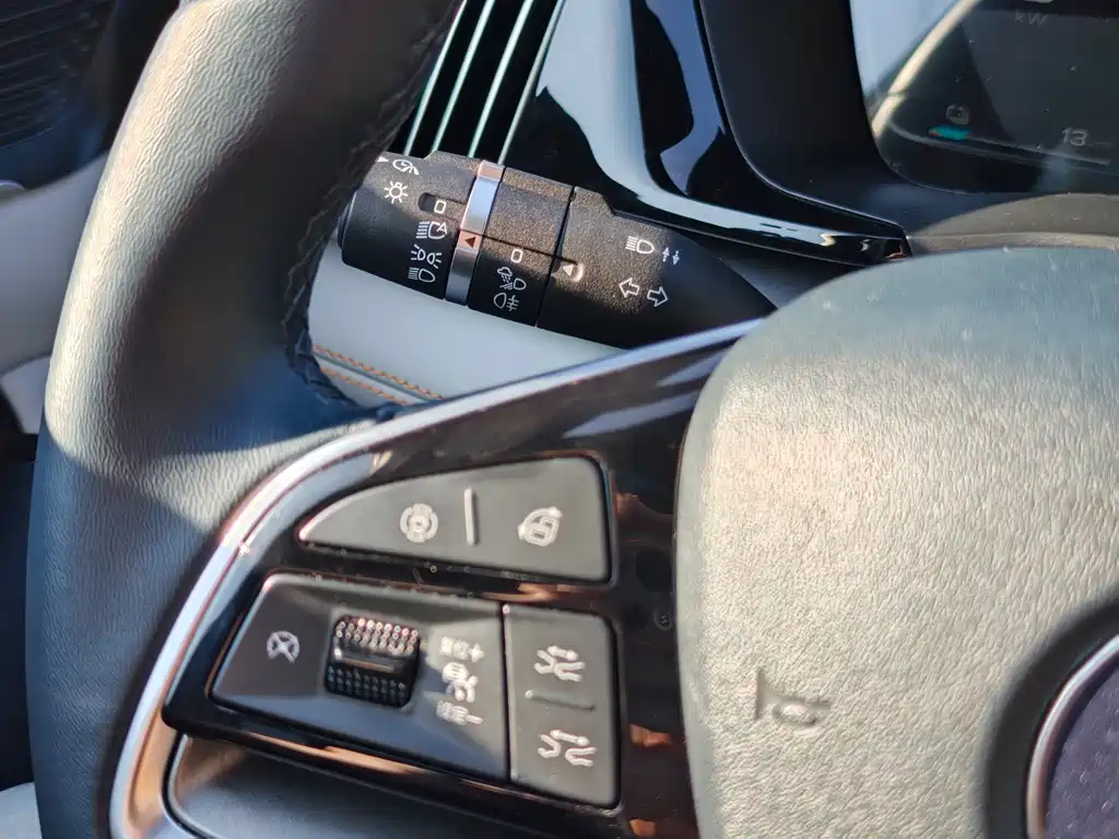 BYD PLUS New Energy — миниатюра 19
