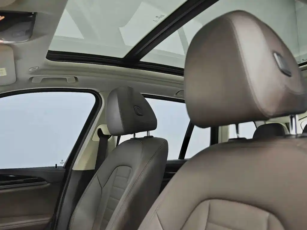 BMW X3 — миниатюра 29