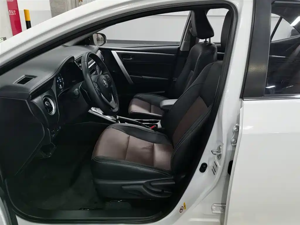 Toyota Corolla 2018 1.8L E-CVT