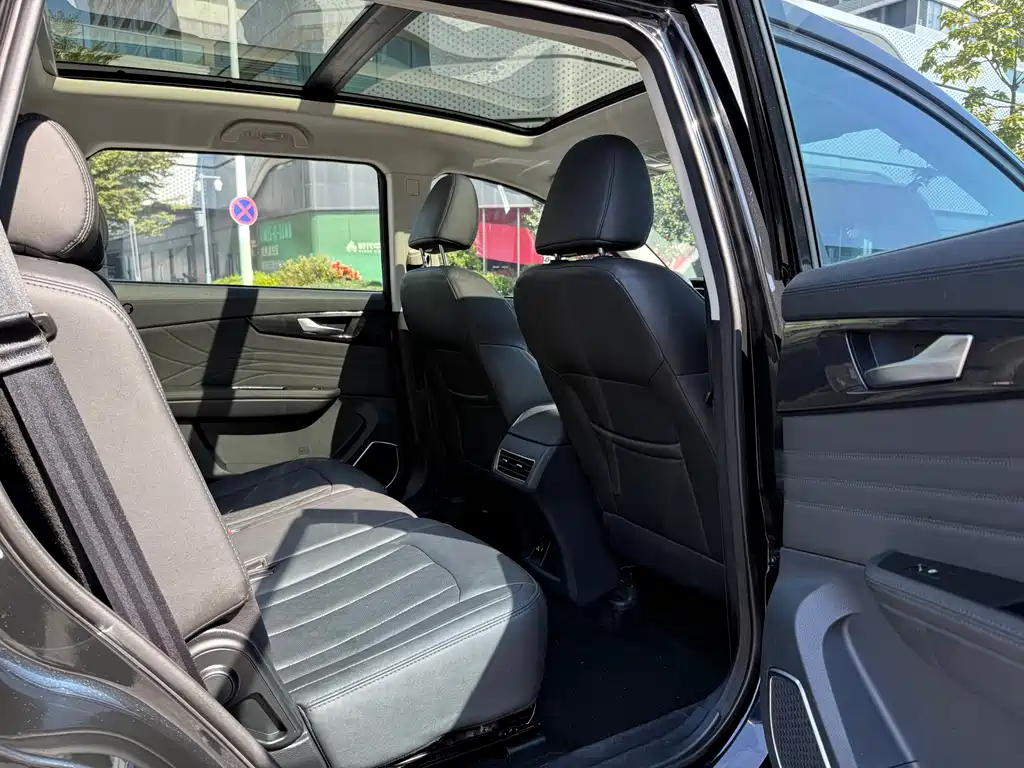 SINOTRUK VGV VGV U70