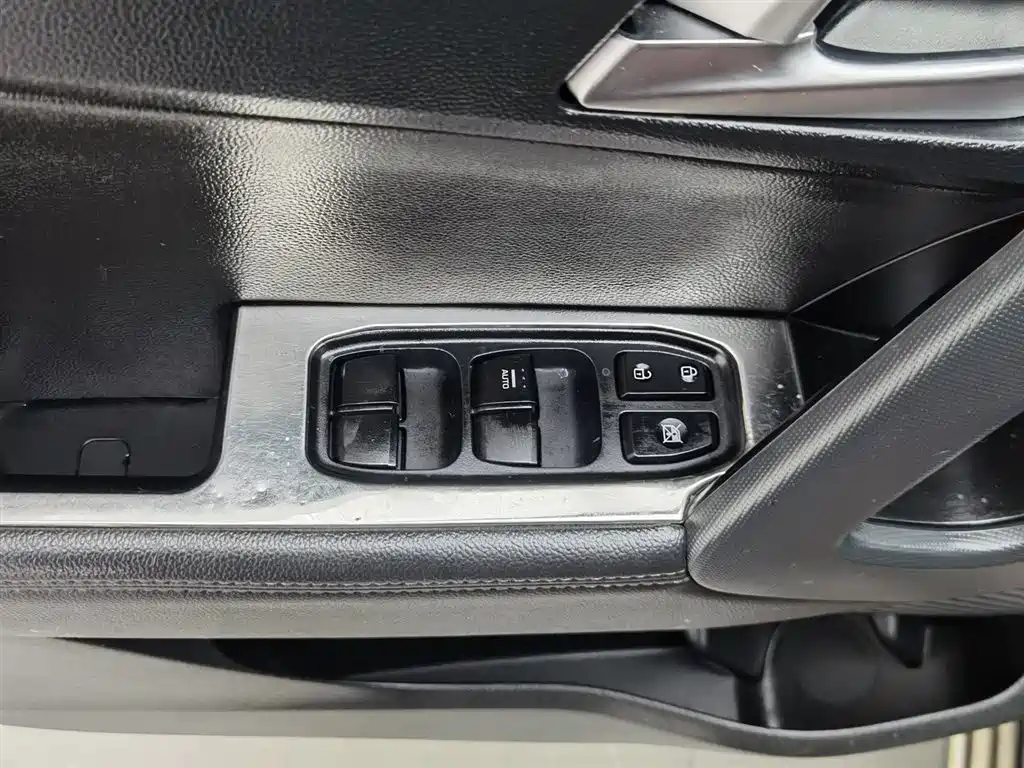 Hyundai BAIC Hyundai ix25 ix25 2015 1.6L AT Luxury DLX
