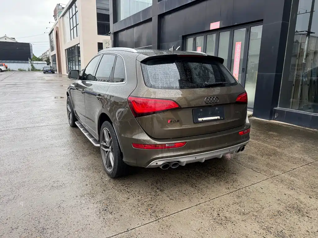 Audi Q5 (Import) — миниатюра 12