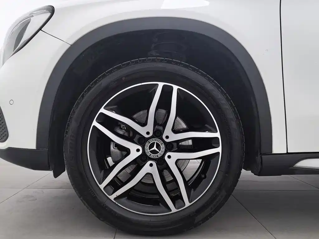 Mercedes-Benz GLA — миниатюра 17