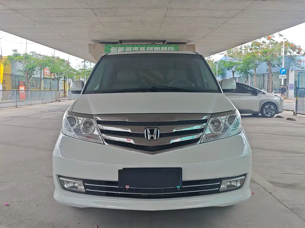 Honda Elysion 2015 2.4L VTi-S Luxury