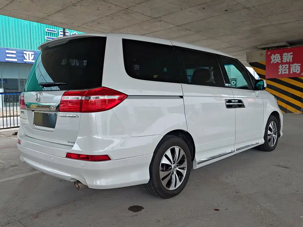 Honda Elysion 2015 2.4L VTi-S Luxury