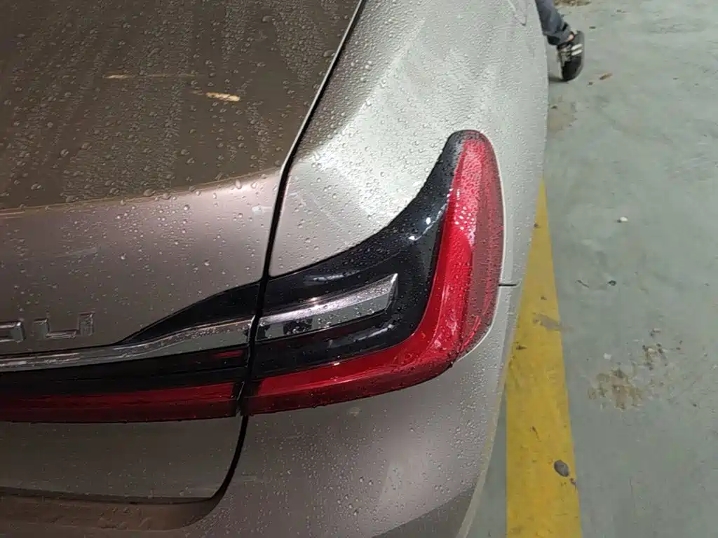 BMW 7 Series — миниатюра 8