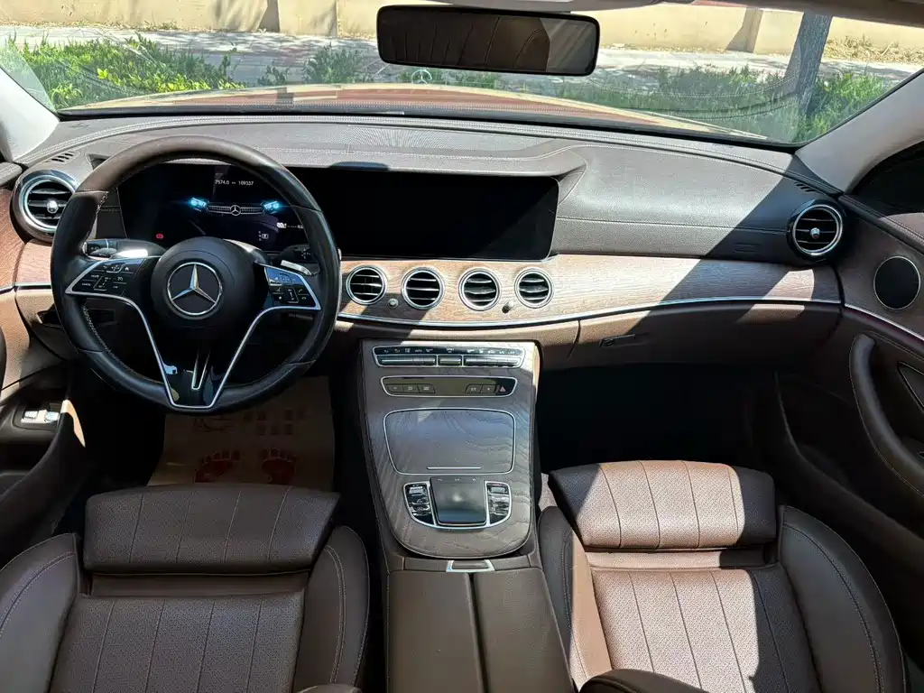 Mercedes-Benz E-Class E 2022 E 350 e L