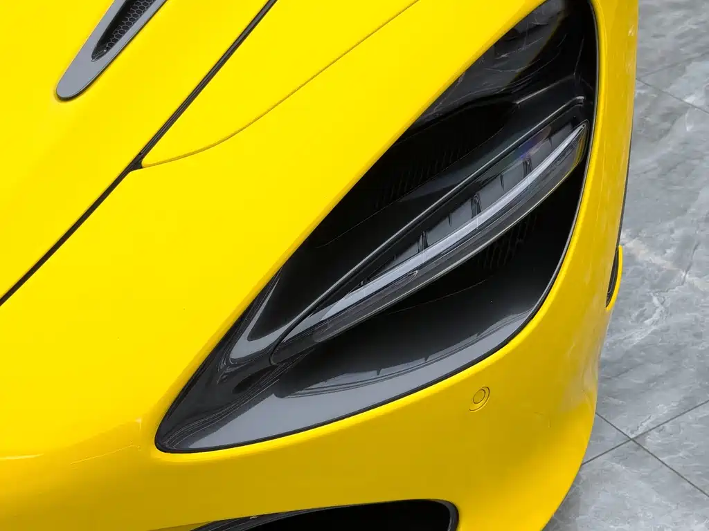 McLaren 720S — миниатюра 12